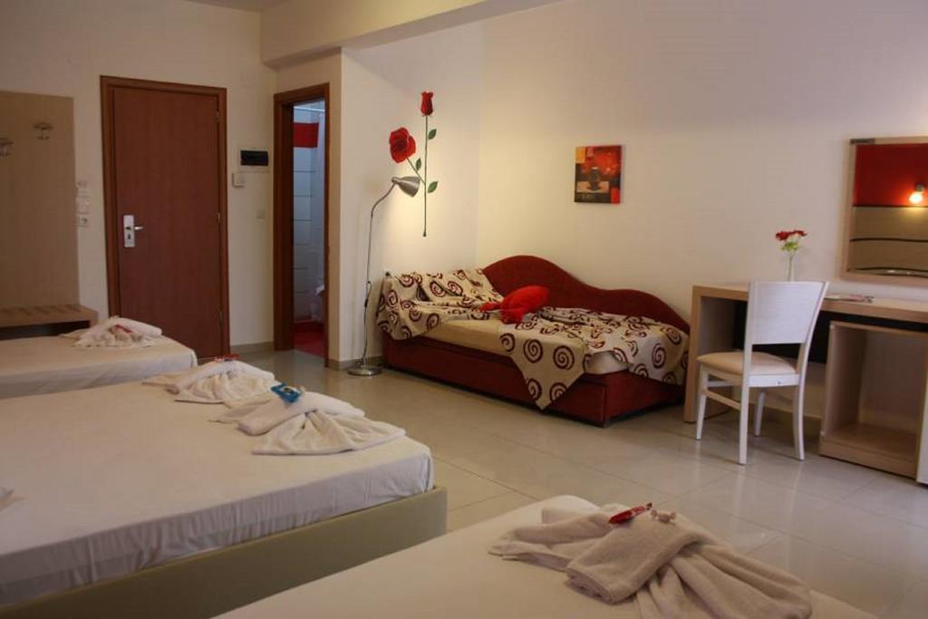 Rainbow Resort Paralía 外观 照片