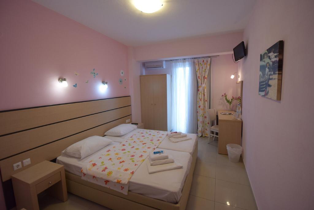 Rainbow Resort Paralía 外观 照片